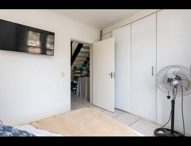 2 BEDROOM APARTMENT TO LET IN ROYAL ASCOT